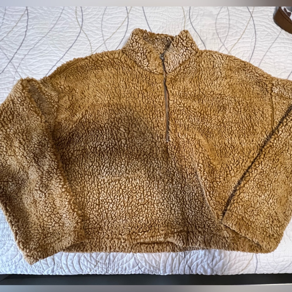Size Medium, cropped hoodie, Ross